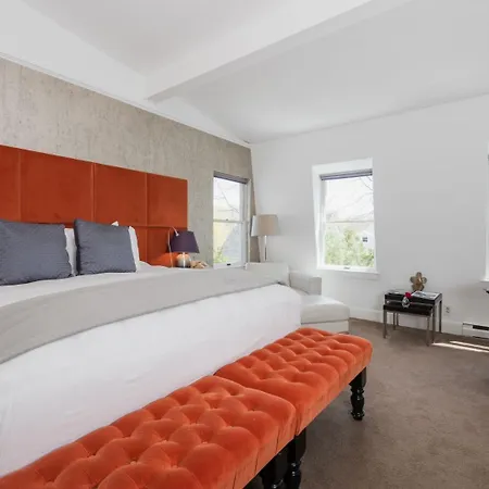 Hotel Ibis West Station Warschau