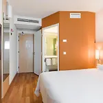 Ibis West Station Hotel 3*