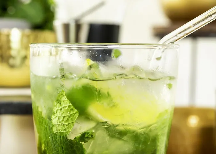 Ibis West Station Hotel 3*