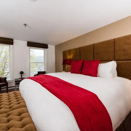 Hotel Ibis West Station 3*