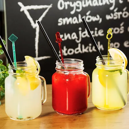 Szálloda Ibis West Station 3*