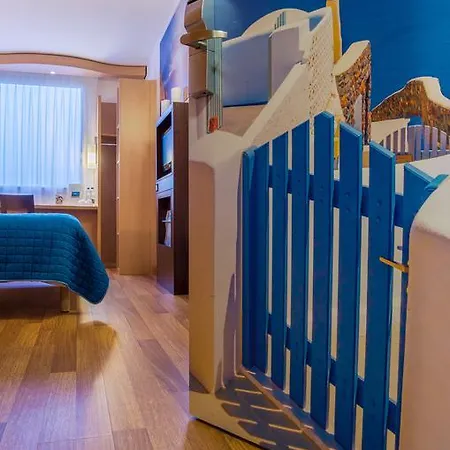 Ibis West Station 3* Varsavia