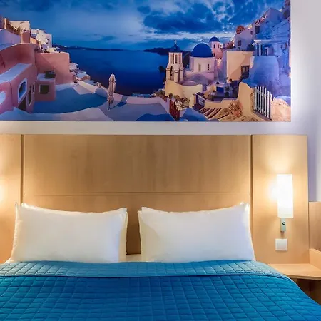Hotel Ibis West Station