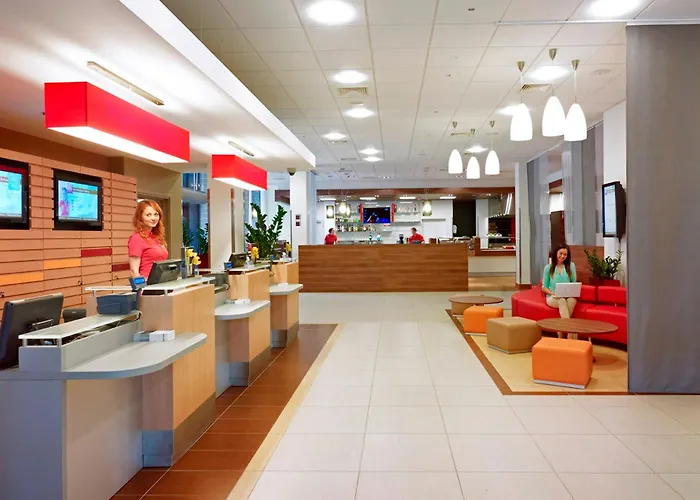 Ibis West Station Hotel 3*