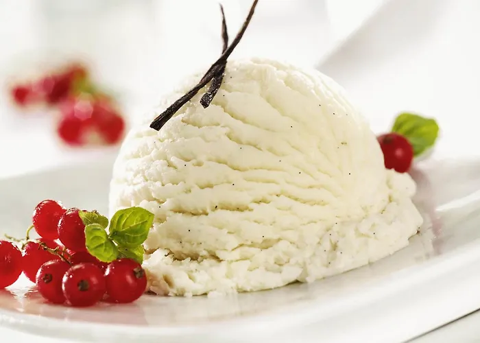 Ibis West Station 3*