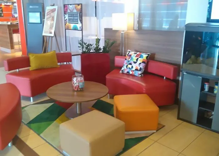 Ibis West Station Szálloda Varsó