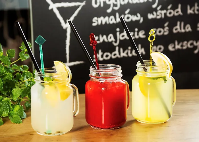 Hotel Ibis West Station 3*