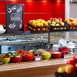 Hotel Ibis West Station 3*