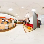 Ibis West Station 3*