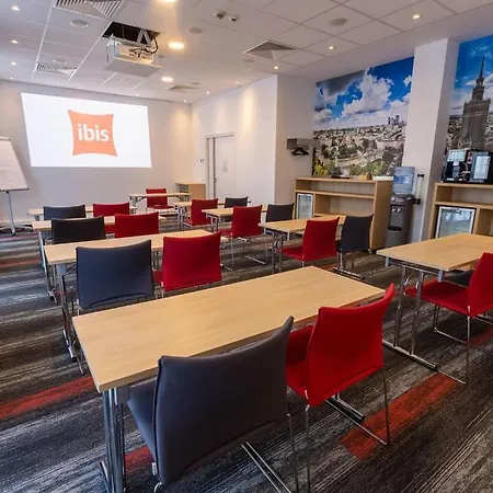 Hotel Ibis West Station