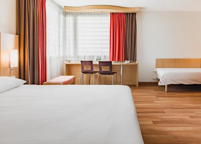 Ibis West Station Hotel Varsovie